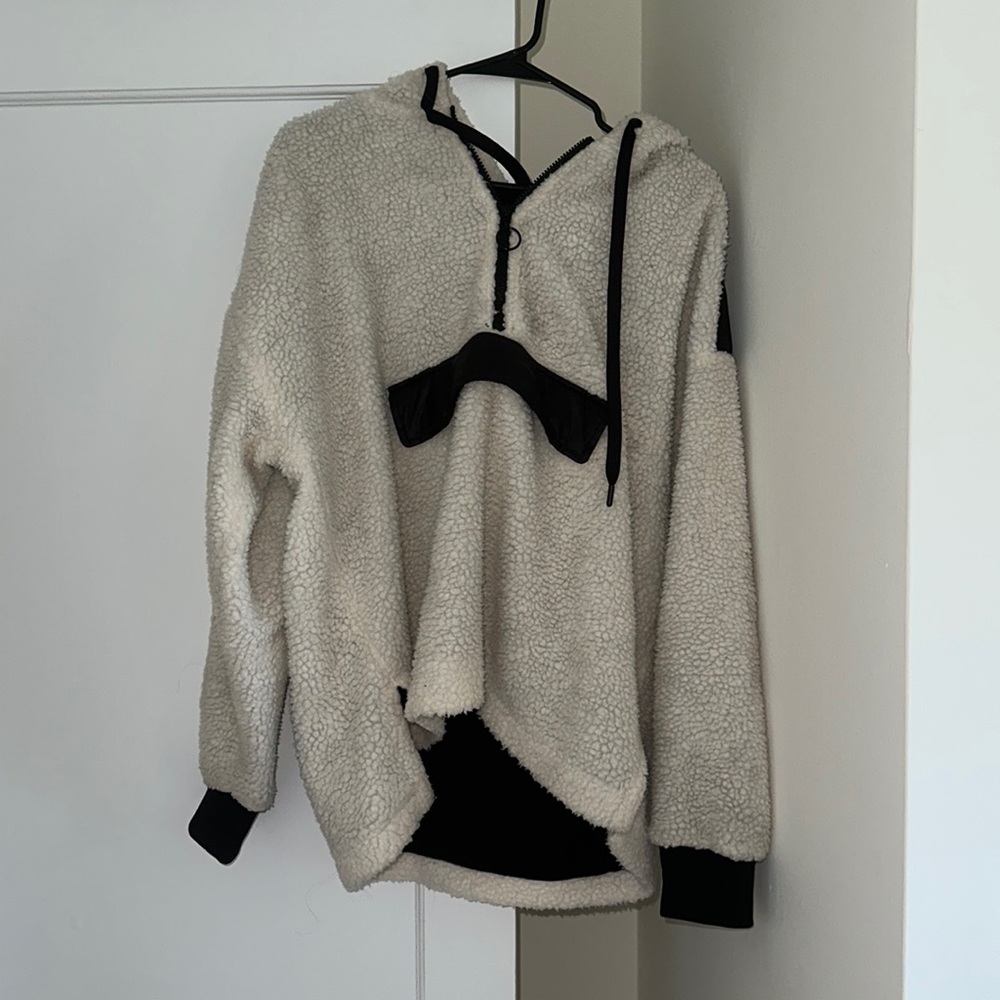 WESLEY SHERPA SWEATSHIRT